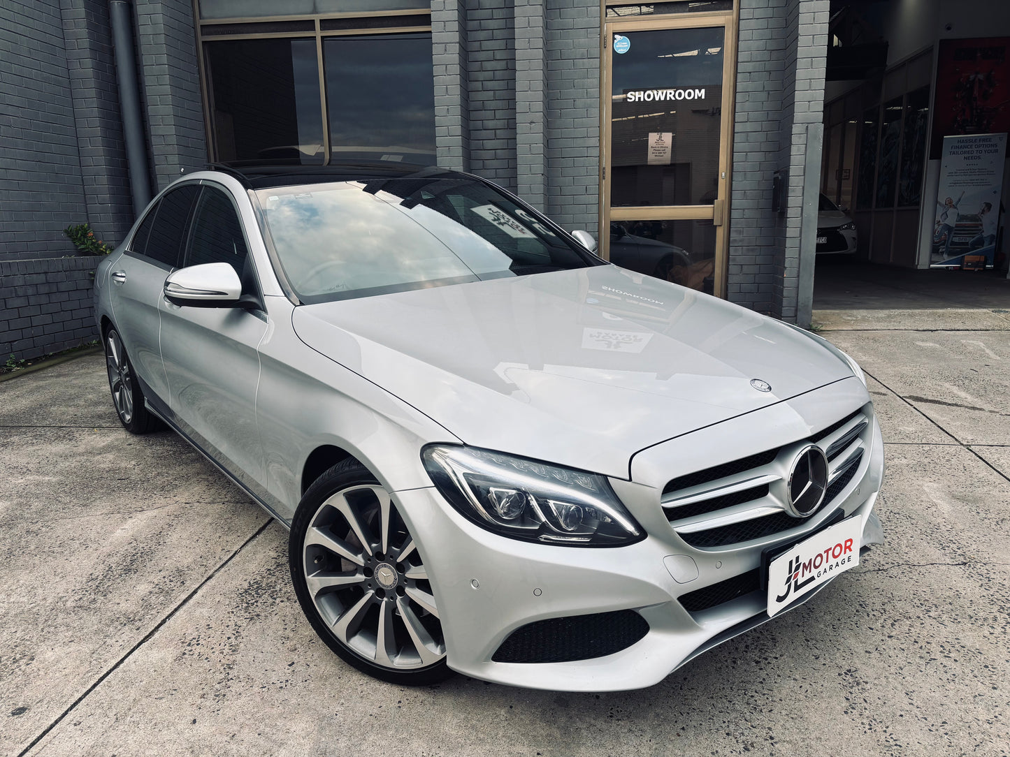 2016 Mercedes-Benz C-Class C250 Auto