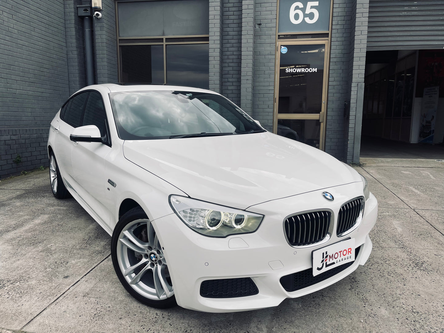 2013 BMW 5 Series 520d F07 Auto MY13